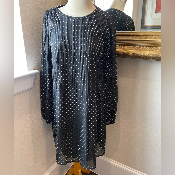 Maje Pleated Rockito Allover Polka Dot Print Black and White Shift Dress. Size 2 - Picture 5 of 14